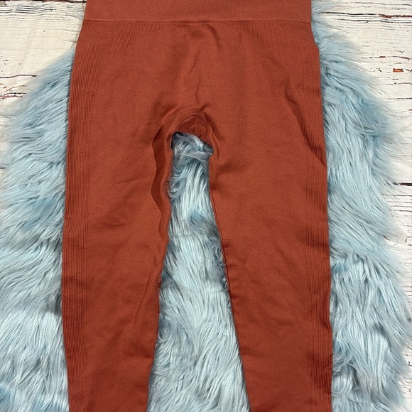 Set Active SculptFlex Seamless Leggings in Spritz Orange - Picture 7 of 9